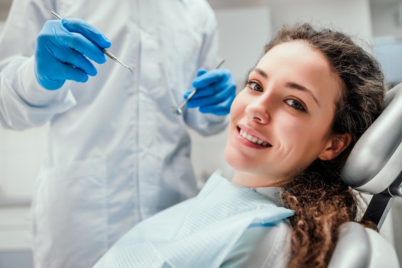 Patient meeting with their dentist 